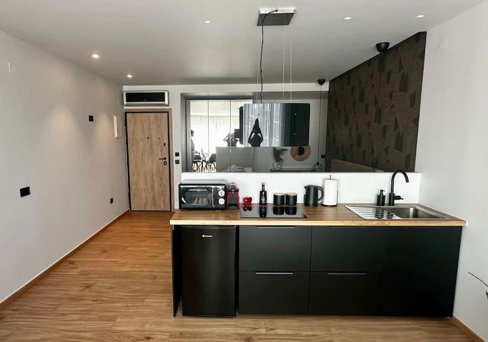 Nanas Luxury And Cozy Apartment *