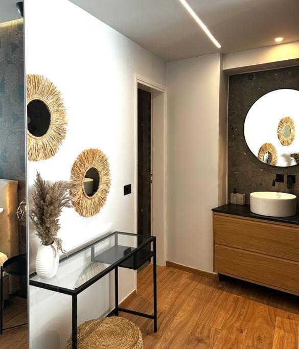 Nanas Luxury And Cozy Apartment