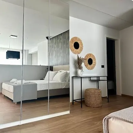 Nanas Luxury And Cozy Apartment Heraklion  Exterior photo